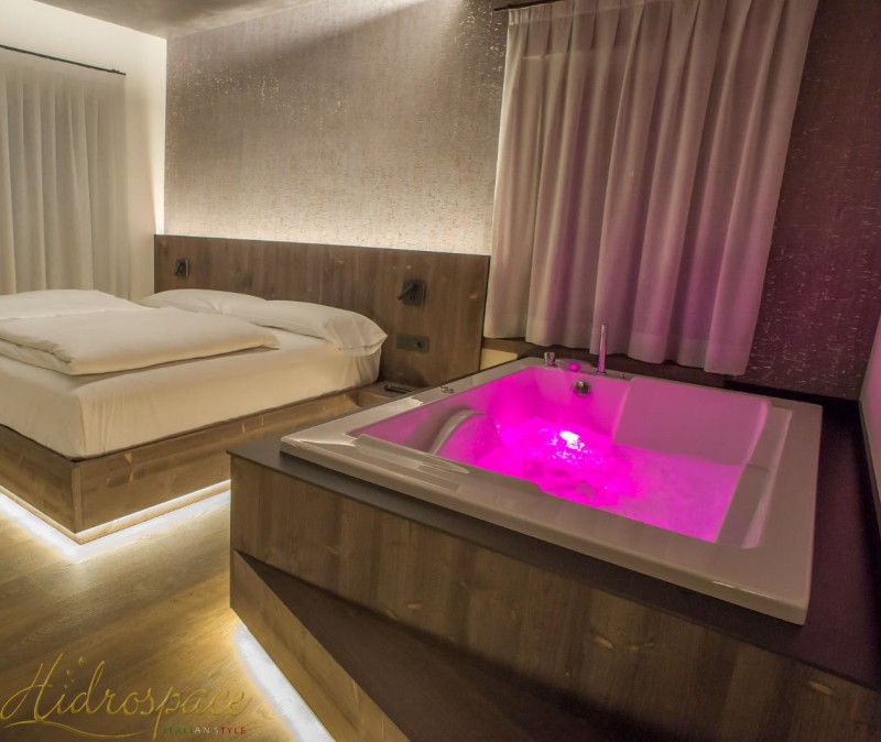 CHAISE LONGUE 120 X 180 VASCA DA BAGNO DUE POSTI