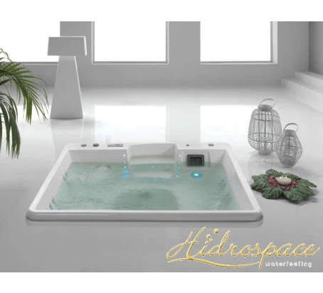 QUADRA 200 X 200 MINIPISCINA IDROMASSAGGIO 
