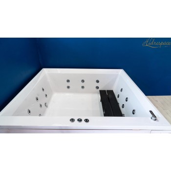 RIVIERA 180 x 190 MINI PISCINA IDROMASSAGGIO